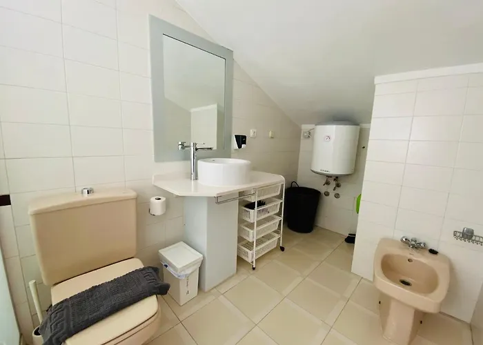 Coral Compostela Beach, Private